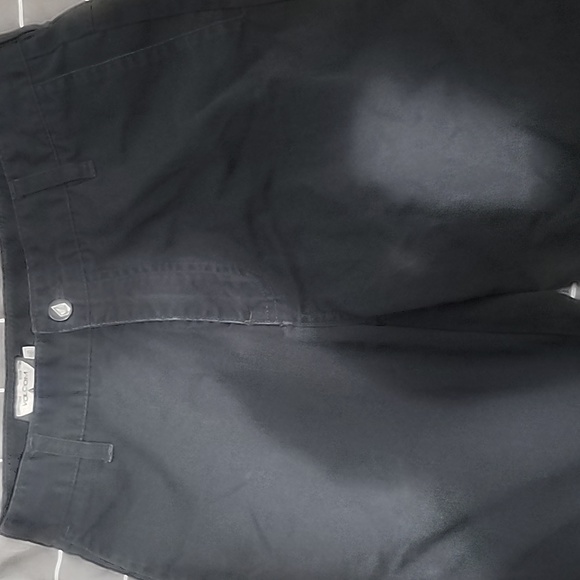 Volcom shorts - Picture 2 of 3